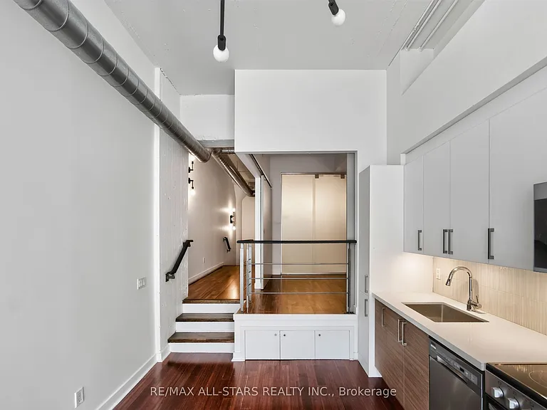 155 Dalhousie St #827 — Photo 16