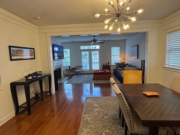 2nd image of 539 Dubois Ct