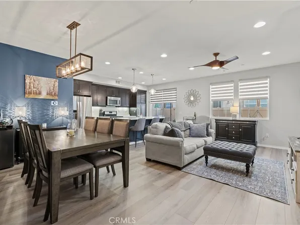 22075 Barrington Way, Santa Clarita, CA 91350