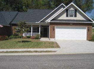 1616 Ashby Field Ln, Knoxville, TN 37918