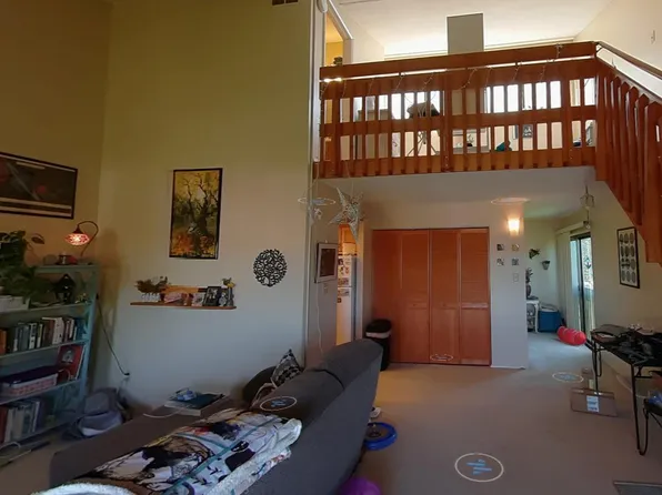 808 Stratford Dr APT 33, State College, PA 16801