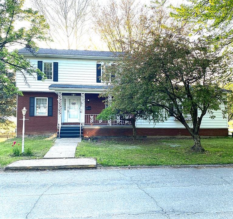 1st image of 664 Maple Avenue