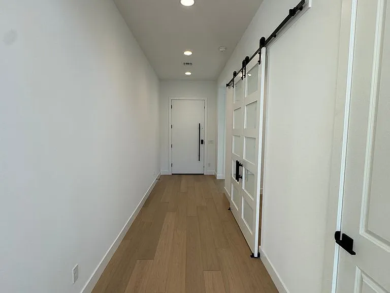 7326 W Running Deer Trl — Photo 35