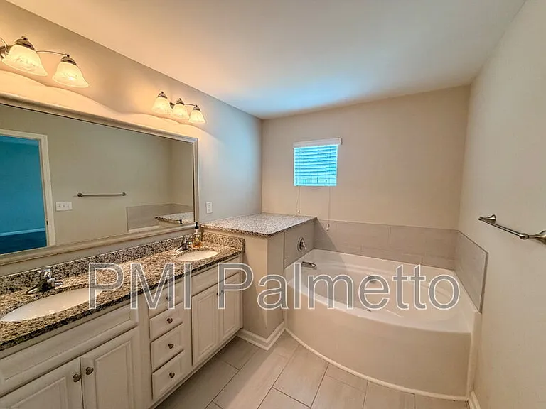 147 Saint George Rd — Photo 17