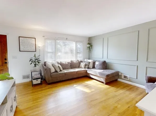 11 Hickory Ct, Belleville Twp., NJ 07109