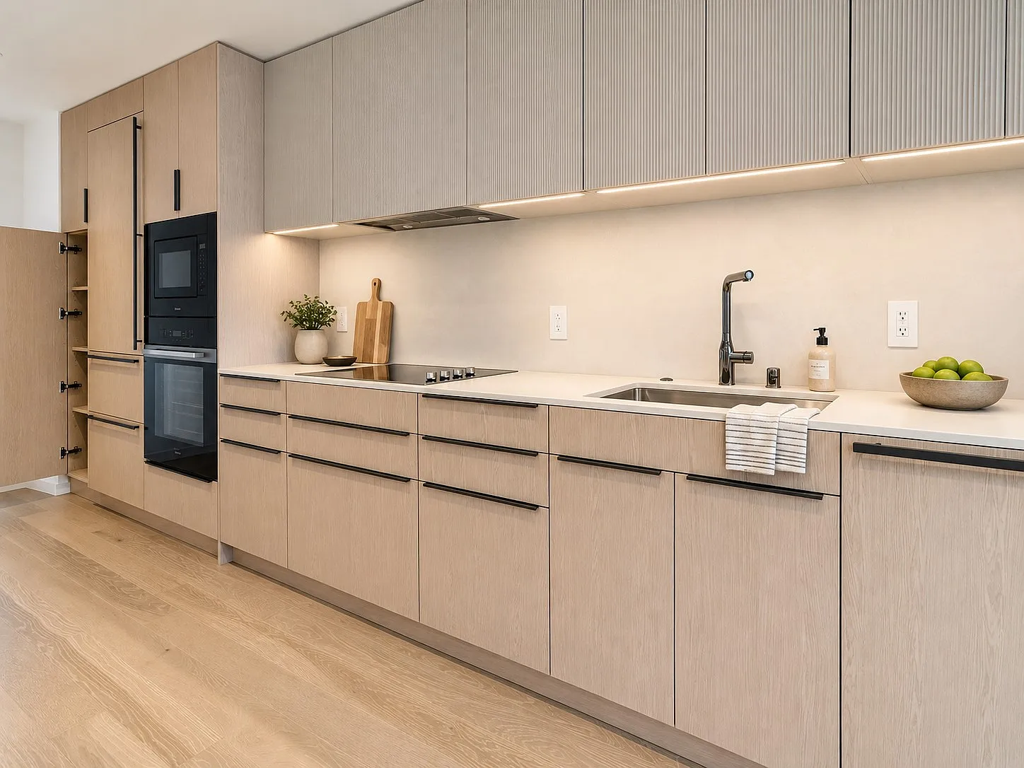 1 bed, 710 sqft, $3,900 — Photo 4