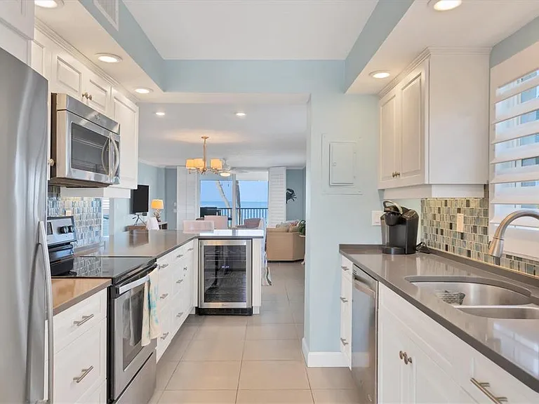 4325 Gulf Of Mexico Dr #208 — Photo 19