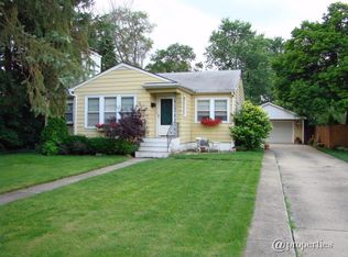 14 S Highland Ave, Lombard, IL 60148