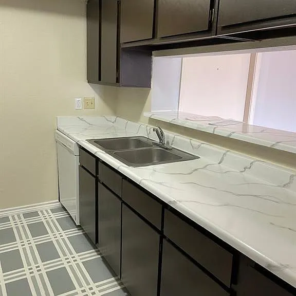 2820 S Bartell Dr #24 — Photo 4