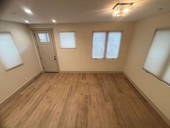 3rd image of 1731 Laurel Ave