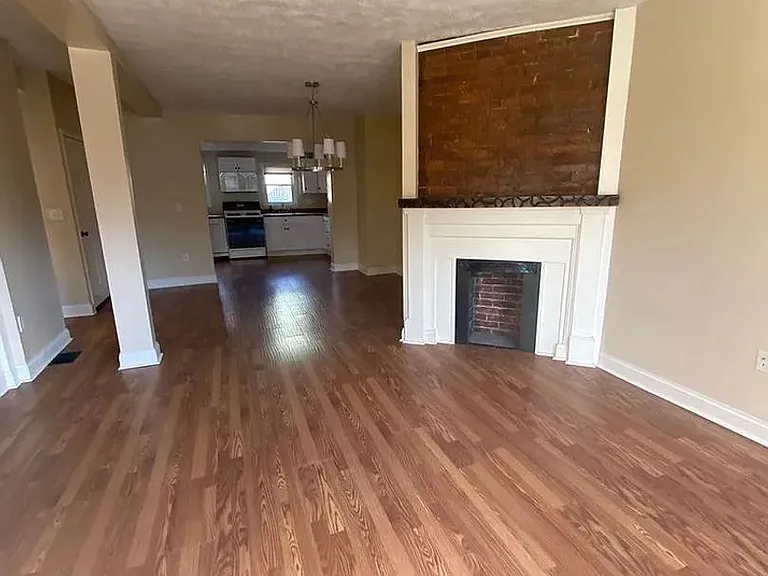421 Sweetbriar St — Photo 12