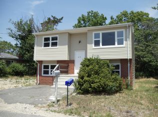 62 Center St, South Toms River, NJ 08757
