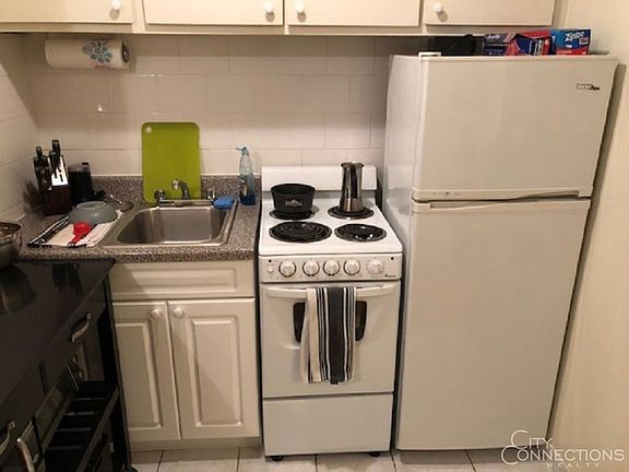 4th image of 243 E 81st St APT 3D