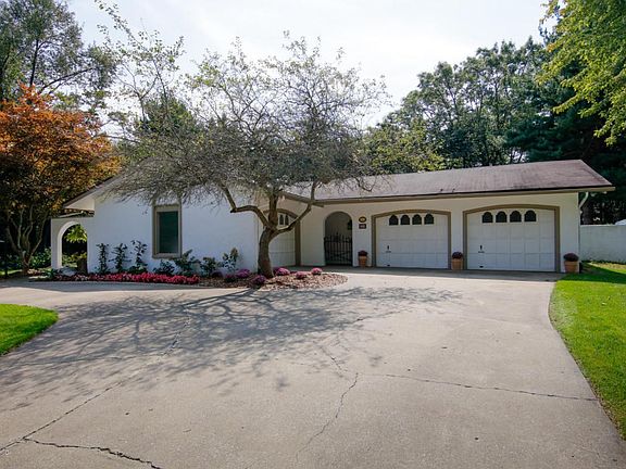 5361 Orchard Hill Ave-103