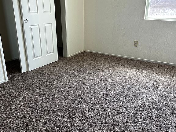 5th image of 264 Camellia Way