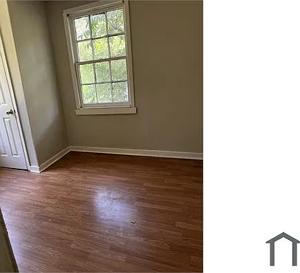 2 bed, $1,000 — Photo 4