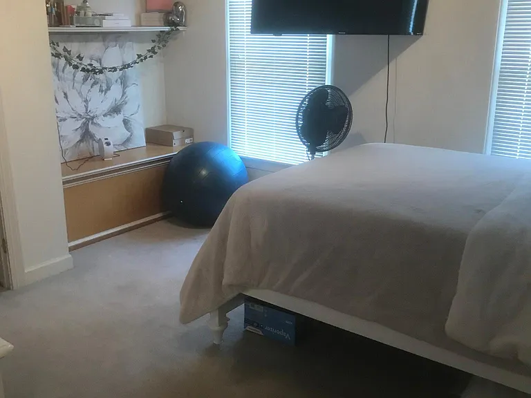 305 Village Ct — Photo 30
