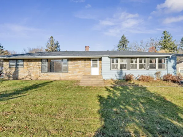1625 Frost Ave, Saint Paul, MN 55109