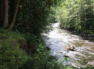 68920 E Bridge St, Welches, OR 97067