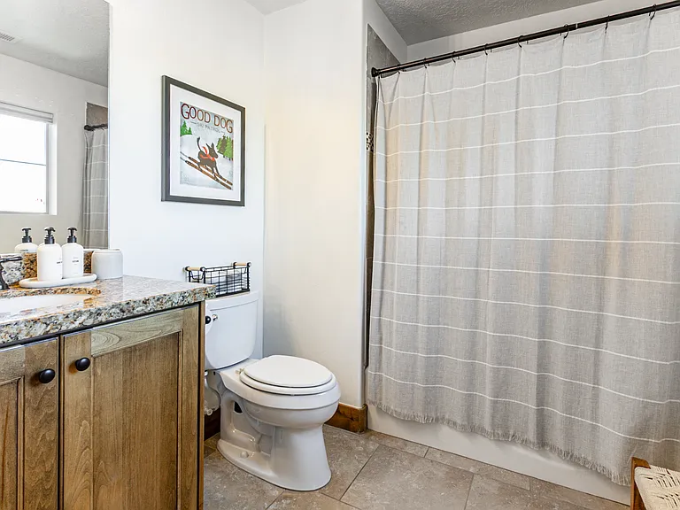 901 W Abigail Dr — Photo 21