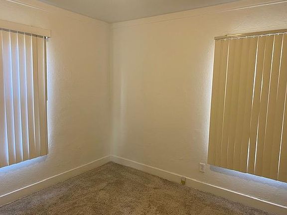 3rd image of 2623 Apple Ave