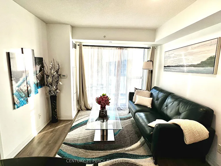 30 Meadowglen Pl #1003 — Photo 8