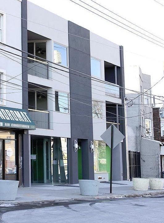 1st image of 24 Saint Pauls Ave APT 2