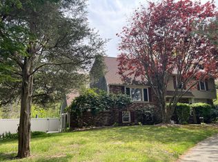 42 S Main St, Berkley, MA 02779