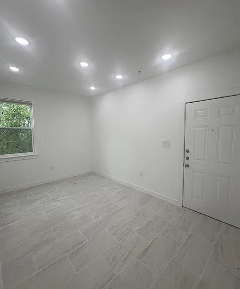 8503 S Flores St #1101 — Photo 15