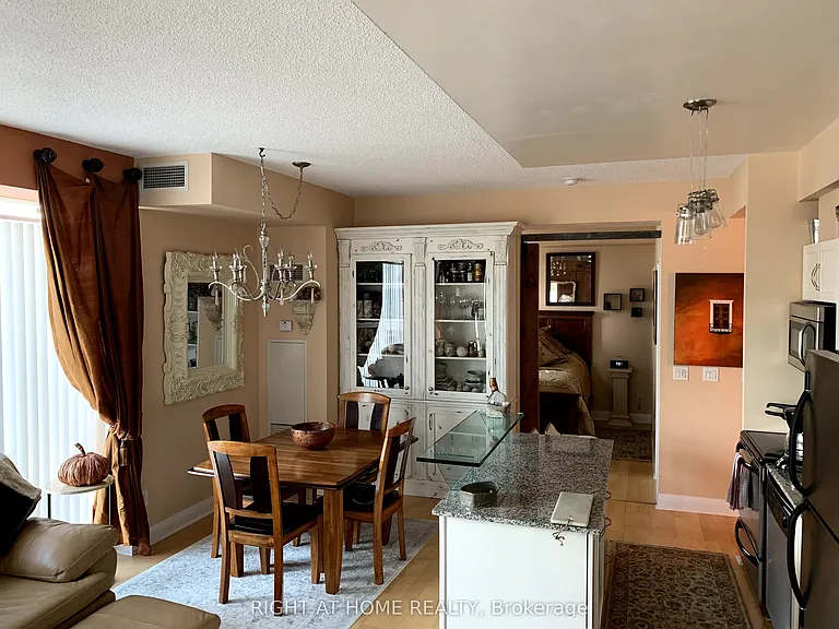 220 Victoria St #1707 — Photo 11