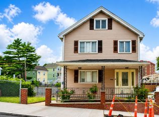137 Cross St, Somerville, MA 02145