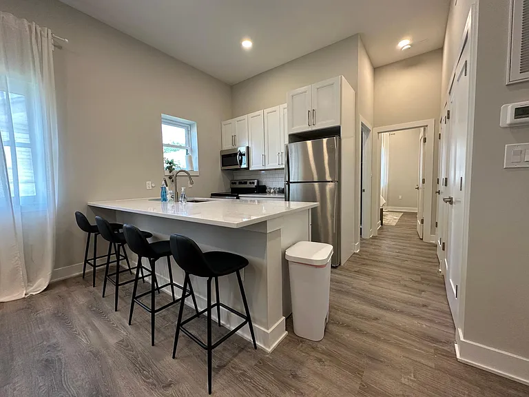 714 Maple St #1 — Photo 10