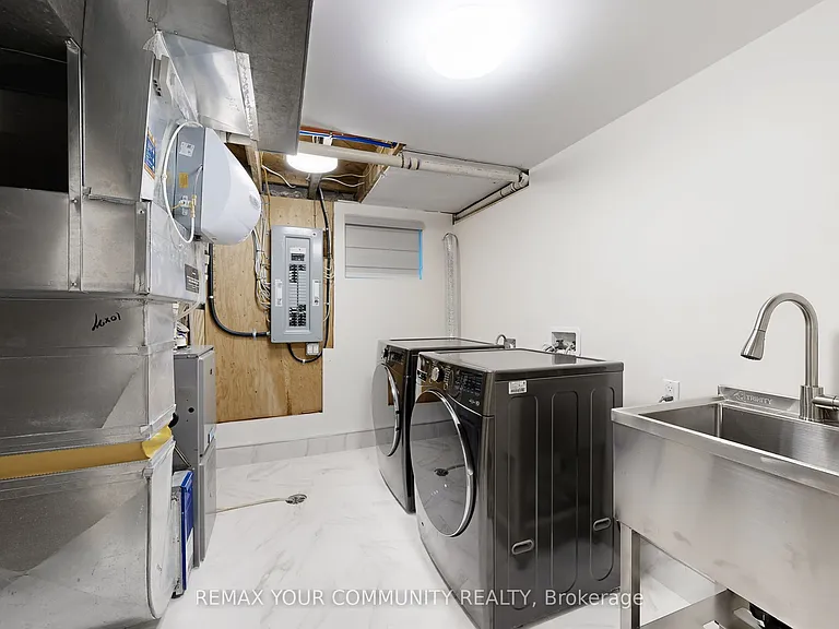 135 Searle Ave — Photo 40