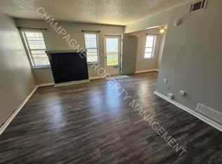 6103 NW Casper Dr #B, Kansas City, MO 64152
