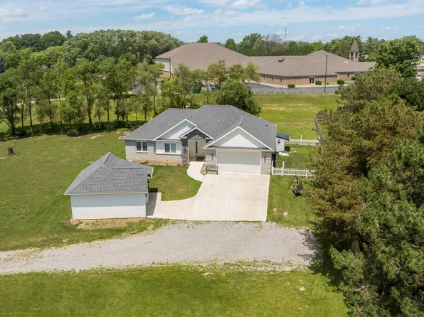 9883 Gerig Rd, Leo, IN 46765