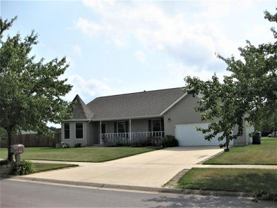 8730 Calhoun Pl, Crown Point, IN, 46307