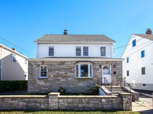 81 Nelson Ave, Harrison, NY 10528