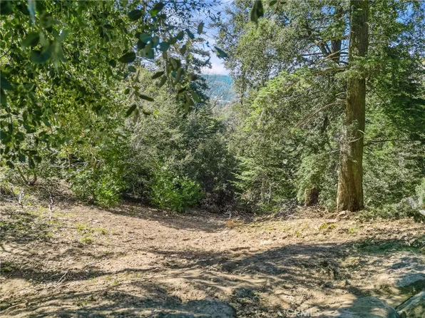 0 Chateau Dr Lot 38, Crestline, CA 92325