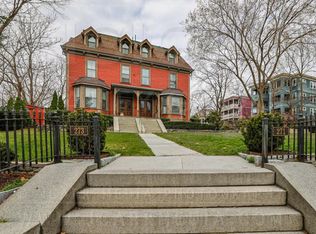 271 Chestnut Ave #4, Jamaica Plain, MA 02130