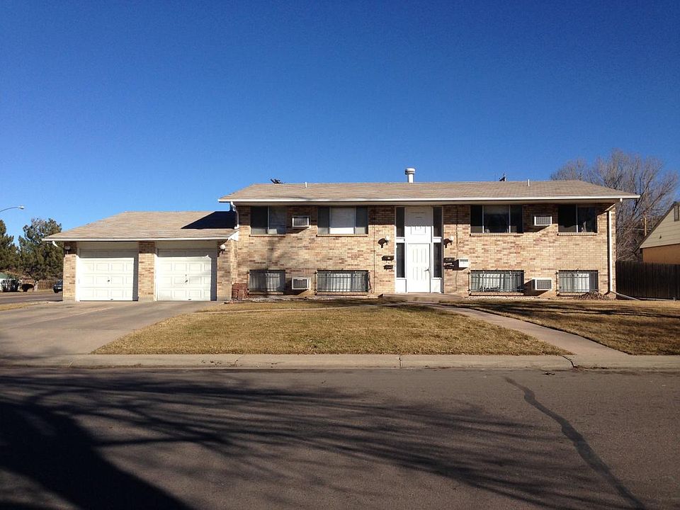 Front yard, Unit A is upper left.