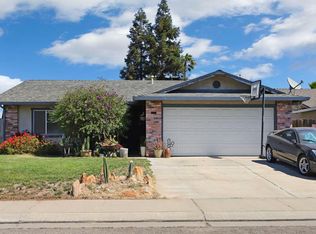1591 Harvest Dr, Ripon, CA 95366
