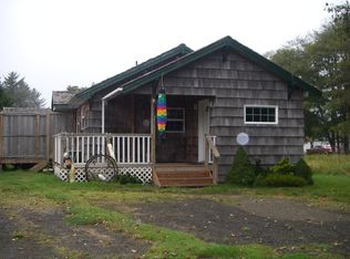 202 22nd St NE, Long Beach, WA 98631