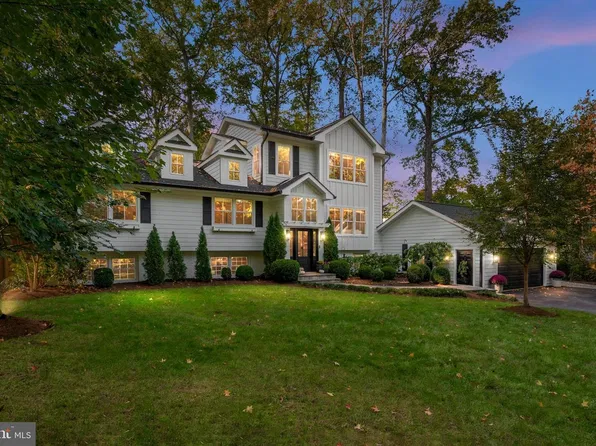 3124 Starboard Dr, Annapolis, MD 21403