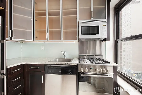 Rented by Brown Harris Stevens | media 2