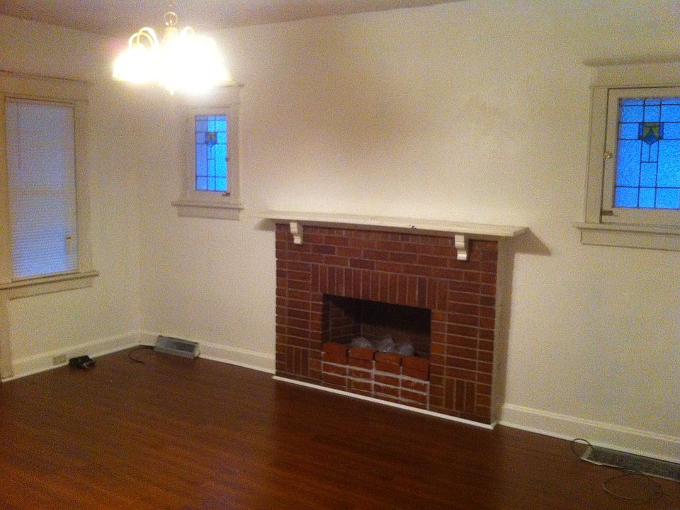 1st image of 1329 Sheridan Dr
