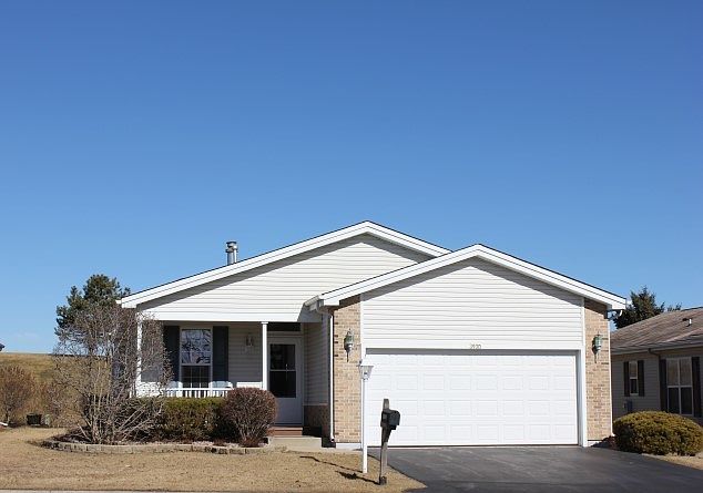 1st image of 3900 Thistledown Ct