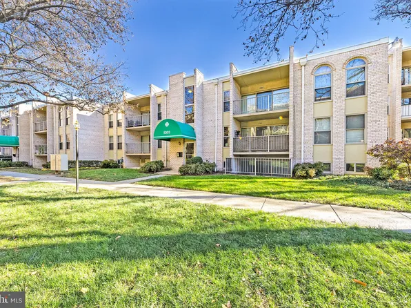 5203 Duke St APT 204, Alexandria, VA 22304