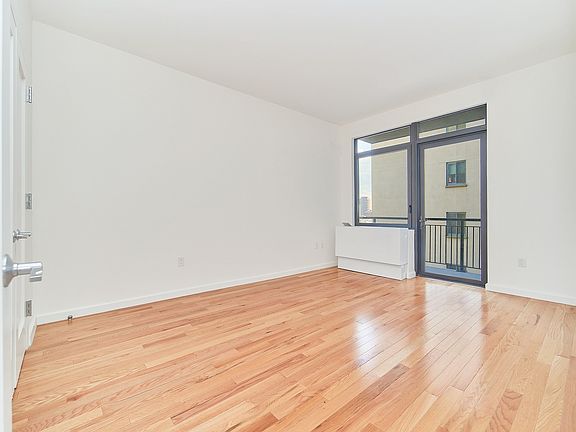 5th image of 2211 3rd Ave APT 11C