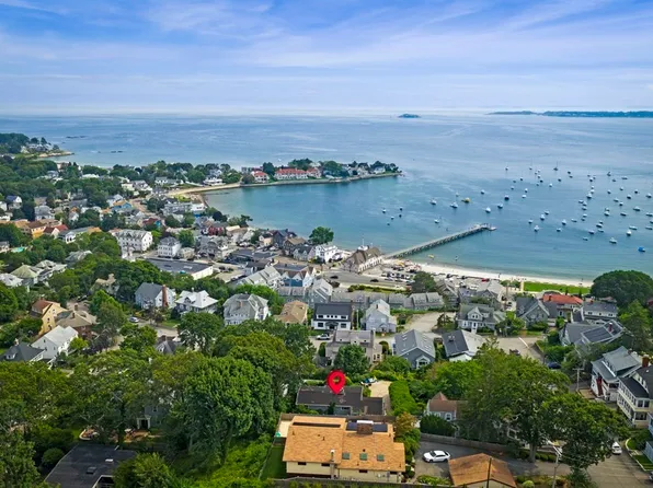 53 Greenwood Ave, Swampscott, MA 01907
