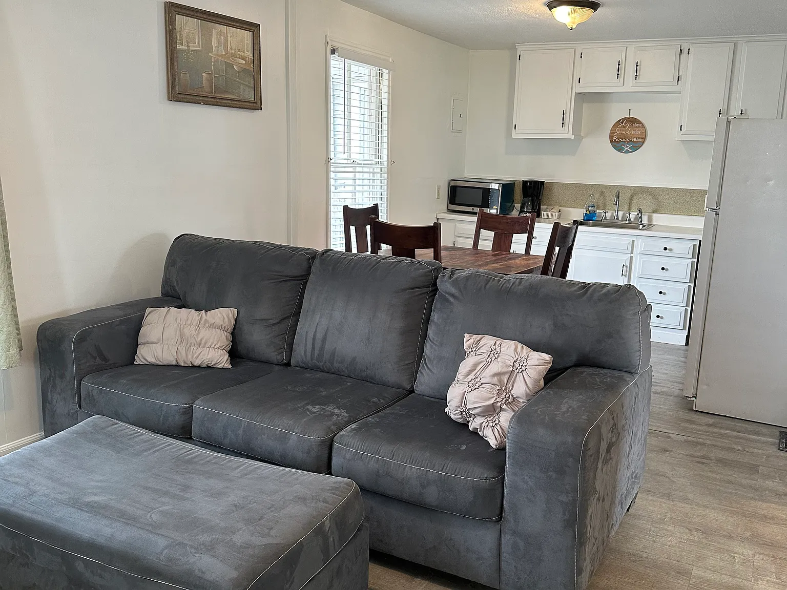 2 bed, $1,900 — Photo 4